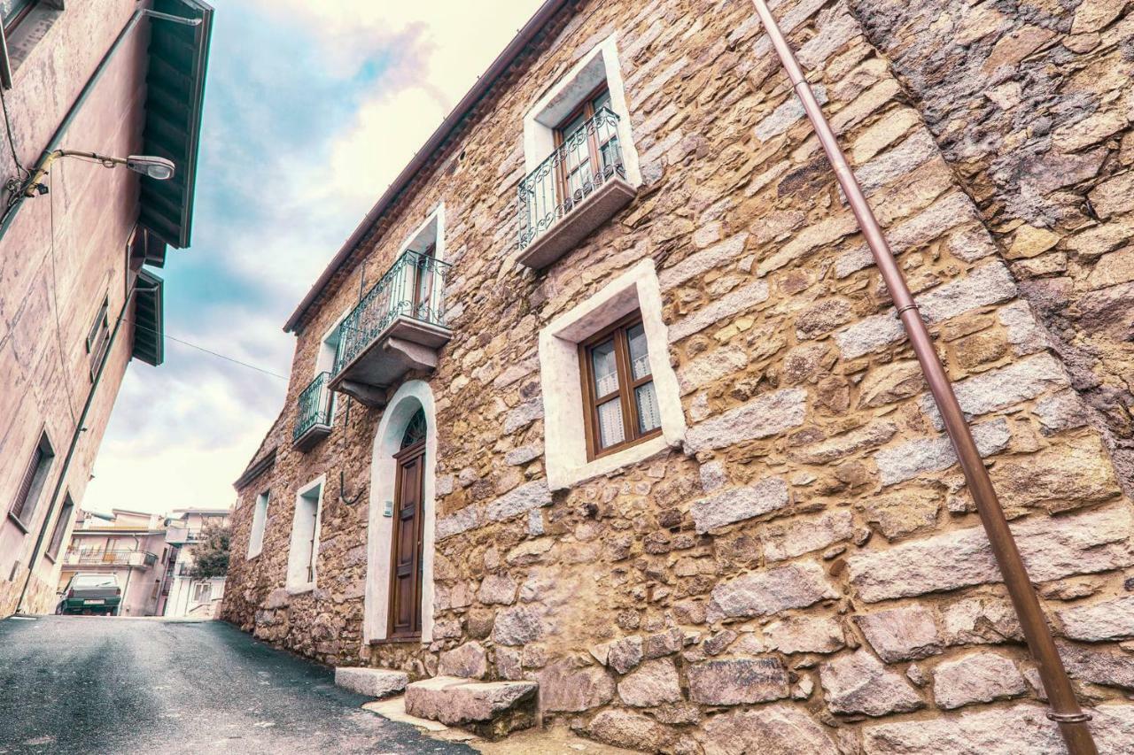 Casa Masini Fonni Exterior foto